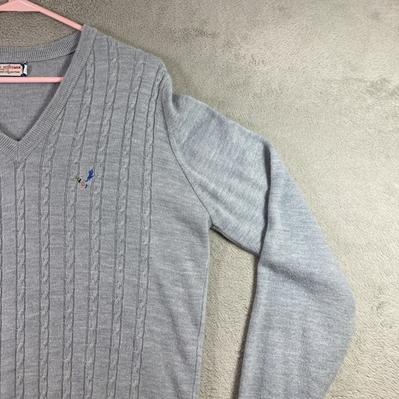 Vtg Isley Sweater Adult Medium Gray Embroidered Duck V Neck Flying Scotsman USA - Picture 7 of 15